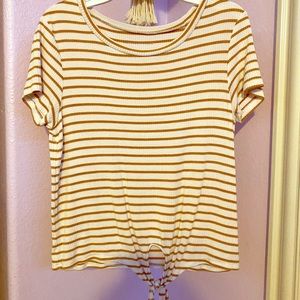 American eagle yellow striped top